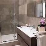 Bernini House 4* Neapel