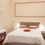 Bernini House 4*