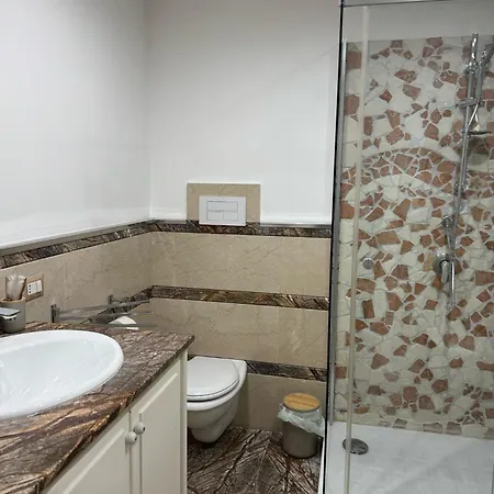 Bernini House 4*