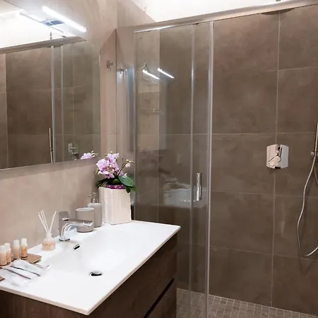 Bernini House بيت ضيافة نابولي