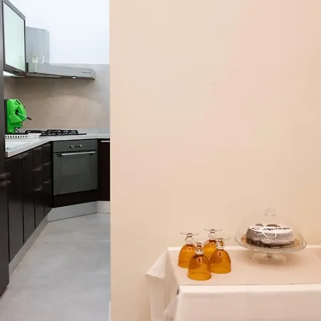 Bernini House 4*