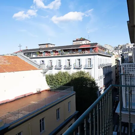 بيت ضيافة Bernini House