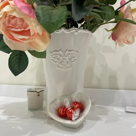 Bernini House نابولي