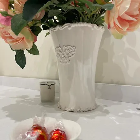 Bernini House نابولي