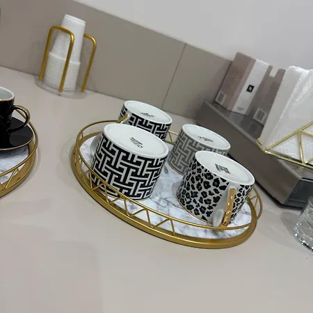 بيت ضيافة Bernini House نابولي